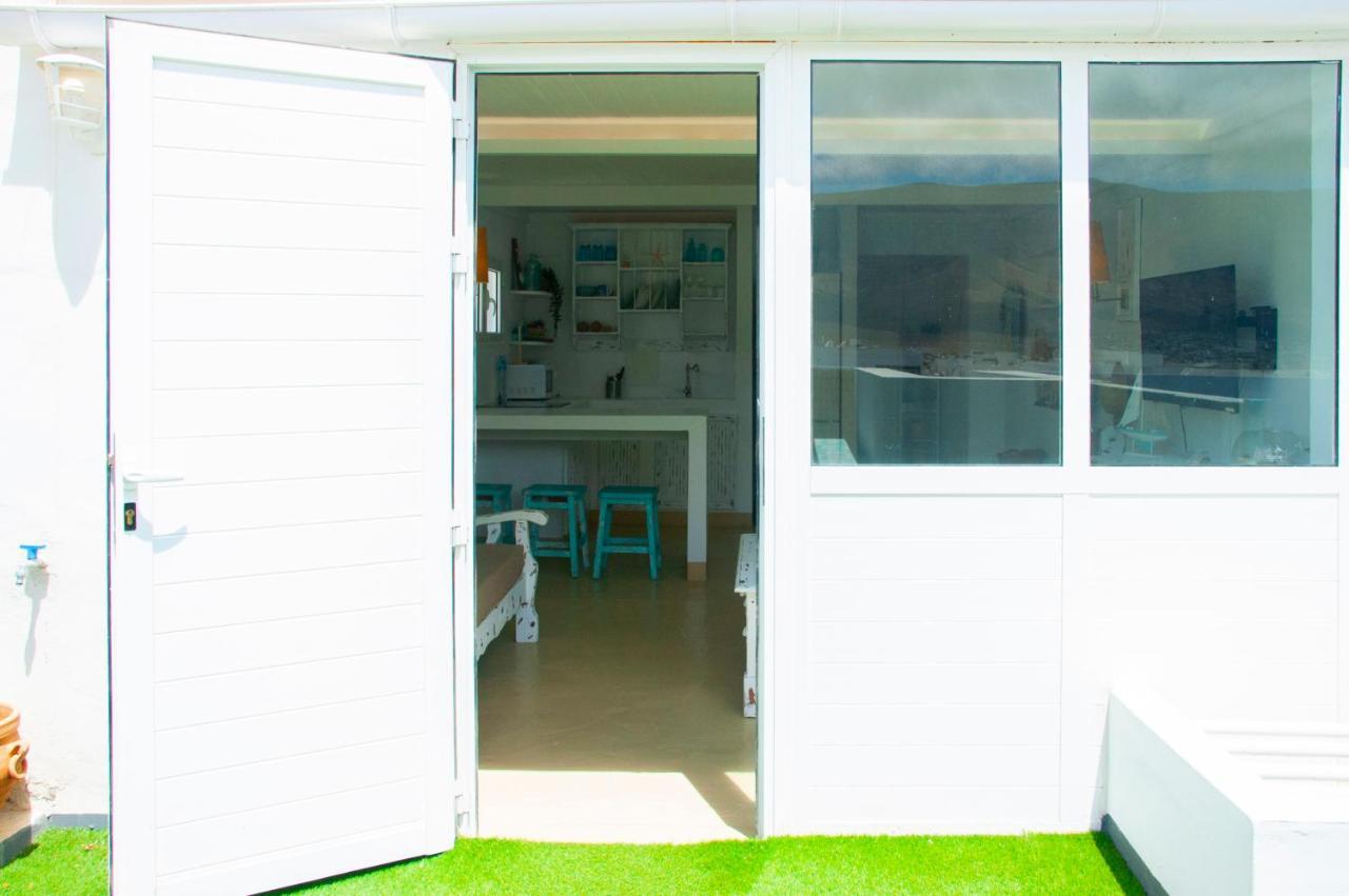 Famara Rooftop 2 ภายนอก รูปภาพ